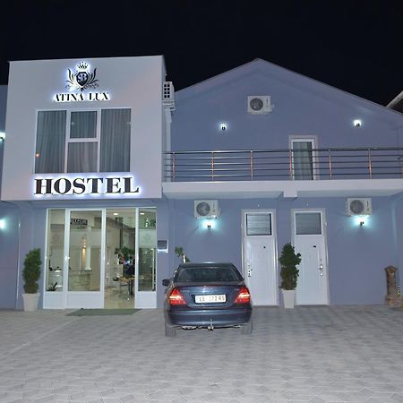 Atina Lux Hostel Лесковац Екстериор снимка